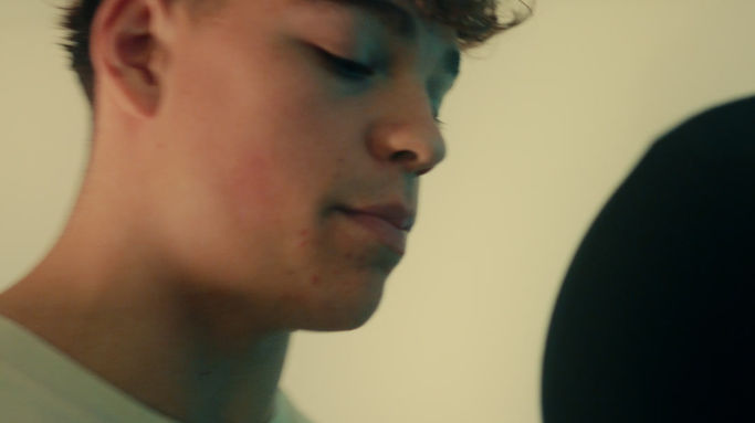 ARLO 6ft PROMO 7TH clip